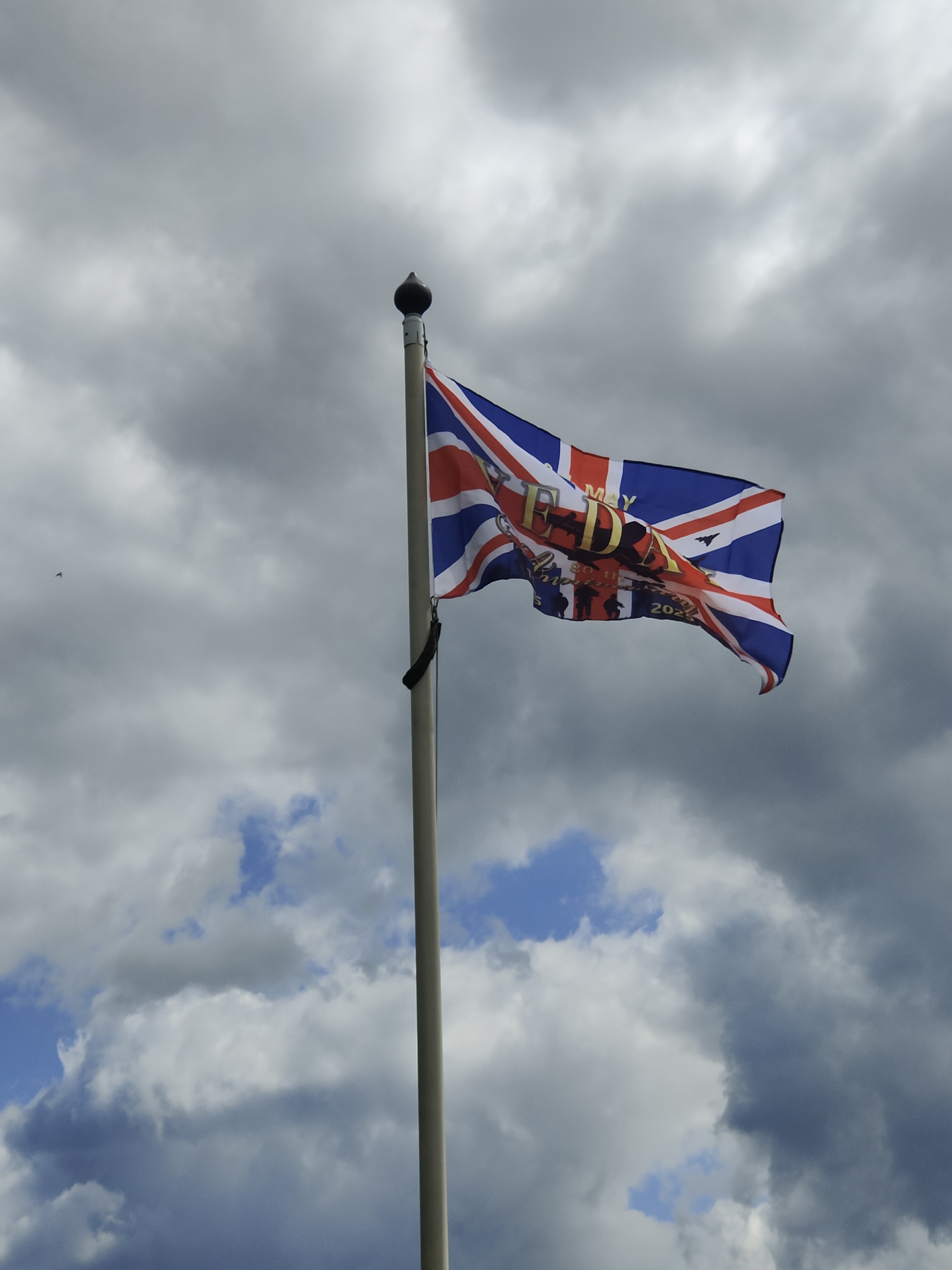 VE day flag.jpg